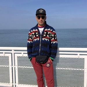 Meet your Posher, Ethan